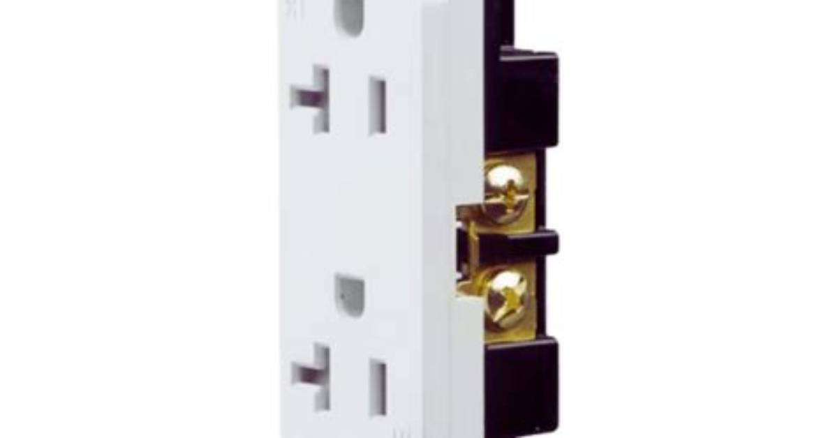 230V Outlet