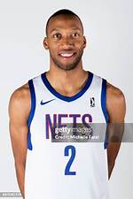 Akil Mitchell