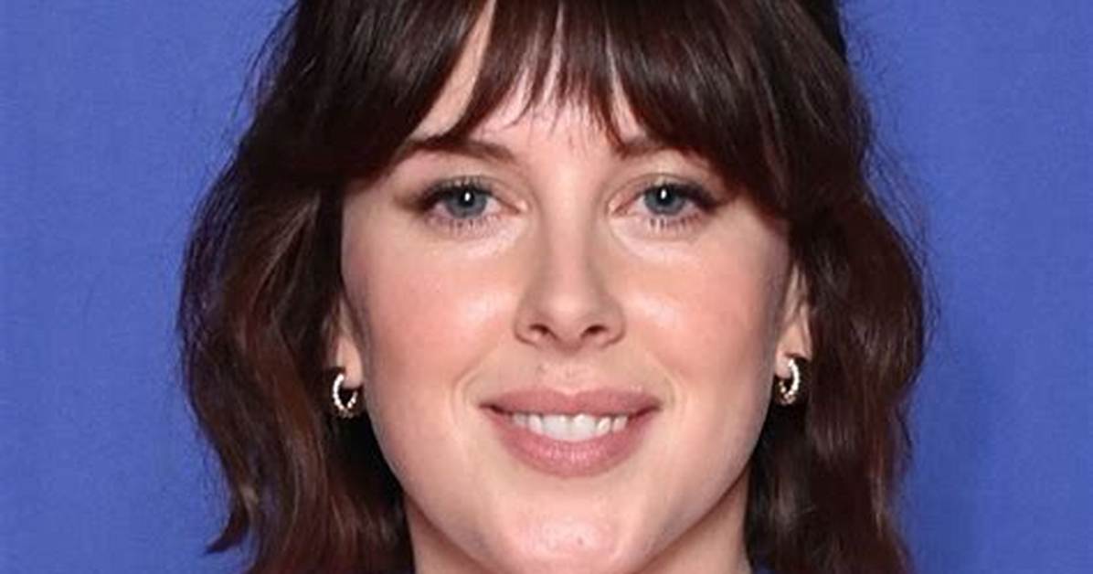 Alexandra Roach