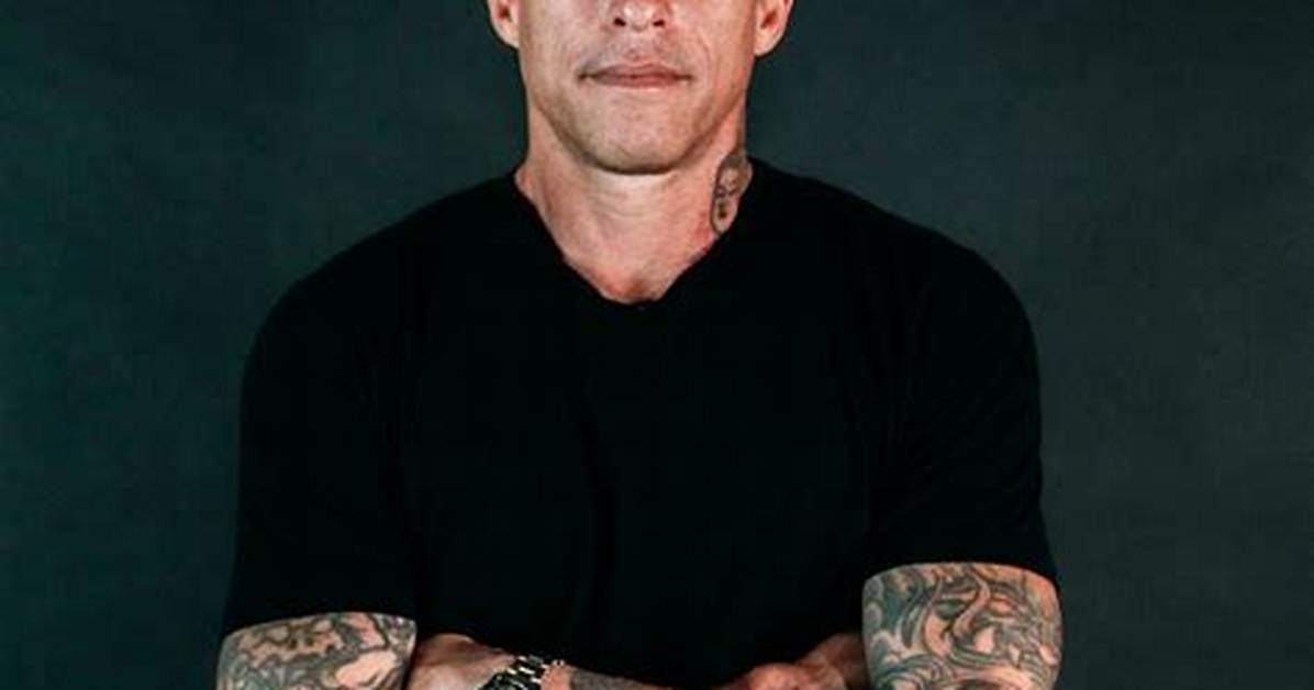 Ami James