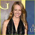 Amy Acker Net Worth