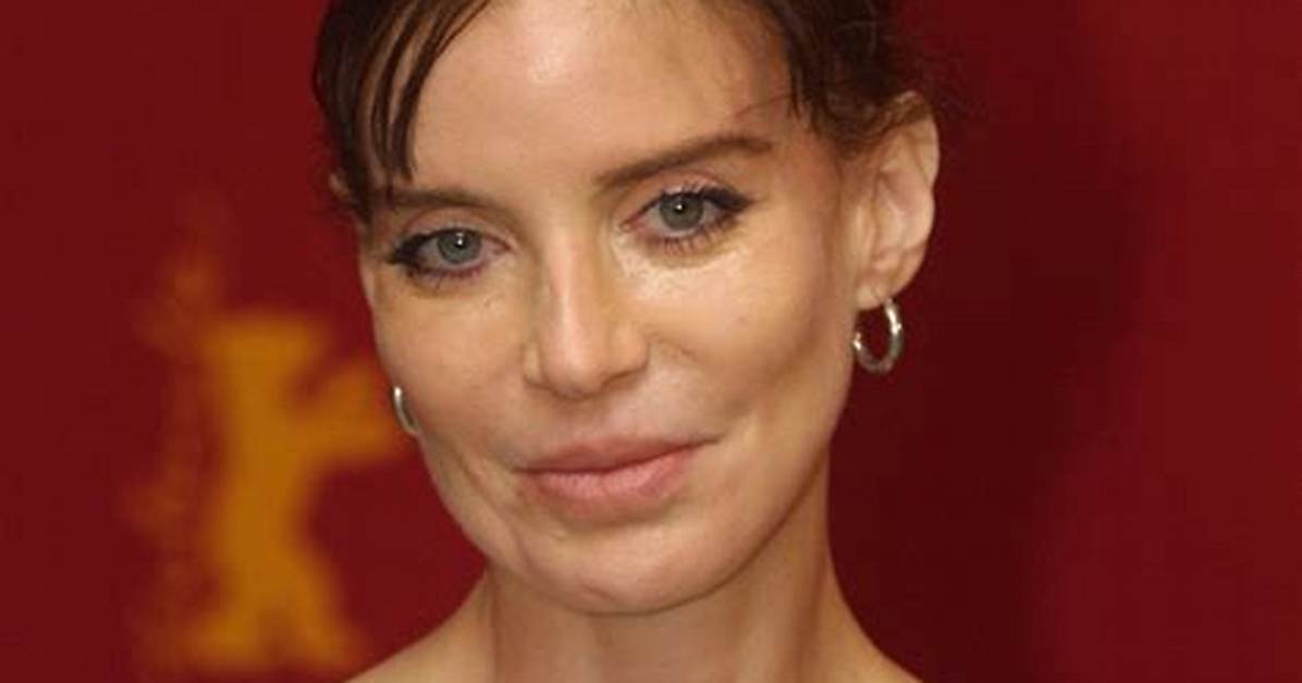 Anna Thomson