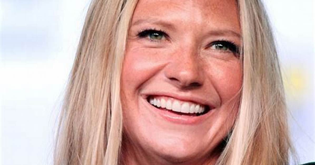 Anna Torv Height