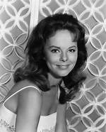 Anne Helm