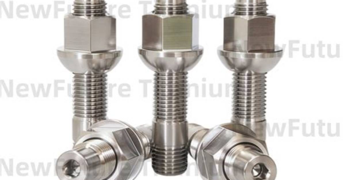 Are Lug Nuts Reverse Threaded?