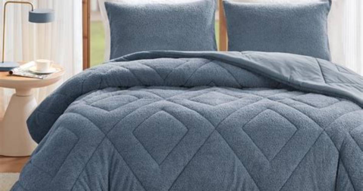 Are Microfiber Comforters Soft
