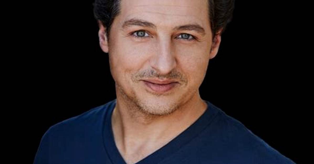 Aron Kader
