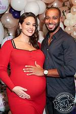 Ashley Graham Family: Kid, Husband, Siblings, Parents