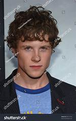 Ashton Holmes