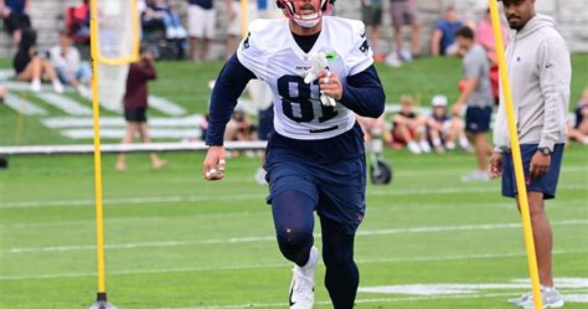 Austin Hooper