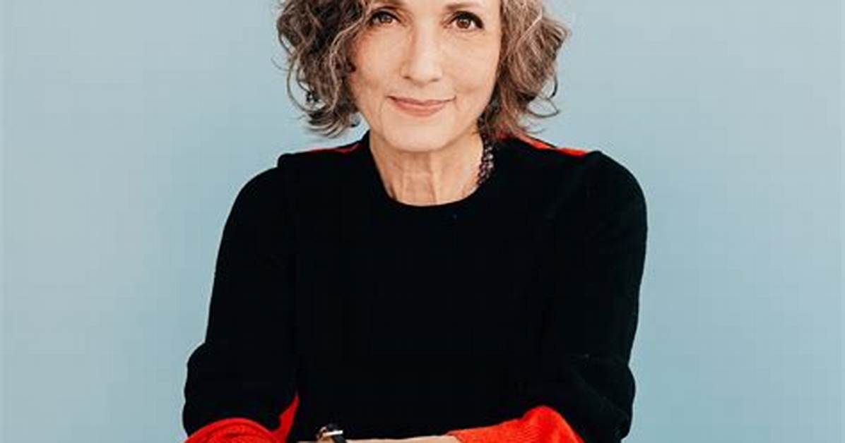 Bebe Neuwirth