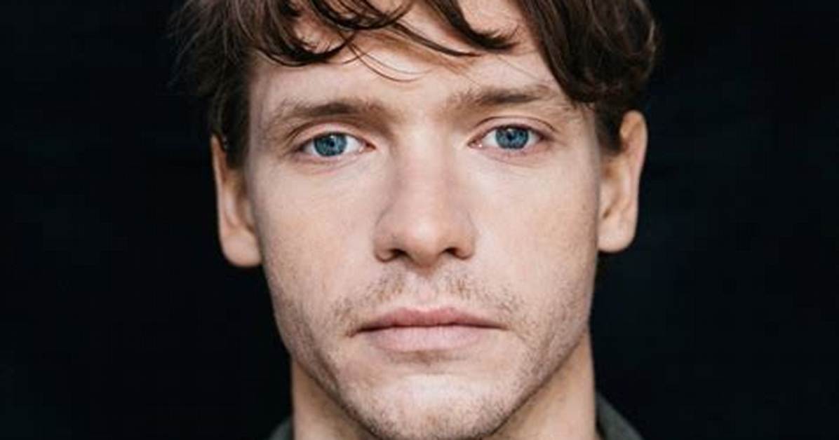 Billy Howle