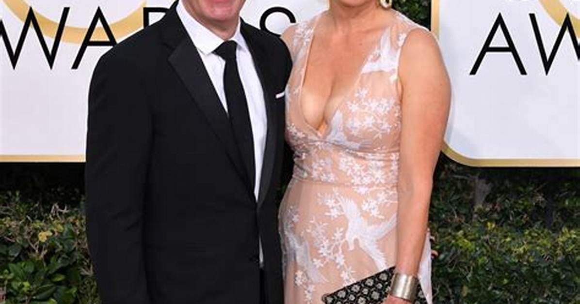 Bob Odenkirk Net Worth, Wife, Naomi Yomtov, and Height