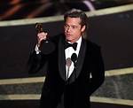 Brad Pitt Dedicates His Oscar to Director Quentin Tarantino