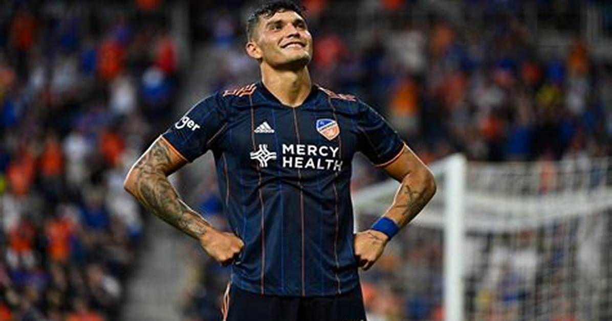 Brandon Vazquez