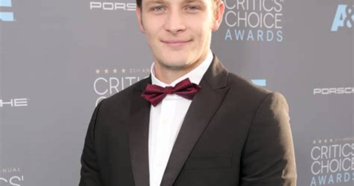 Brett Dier