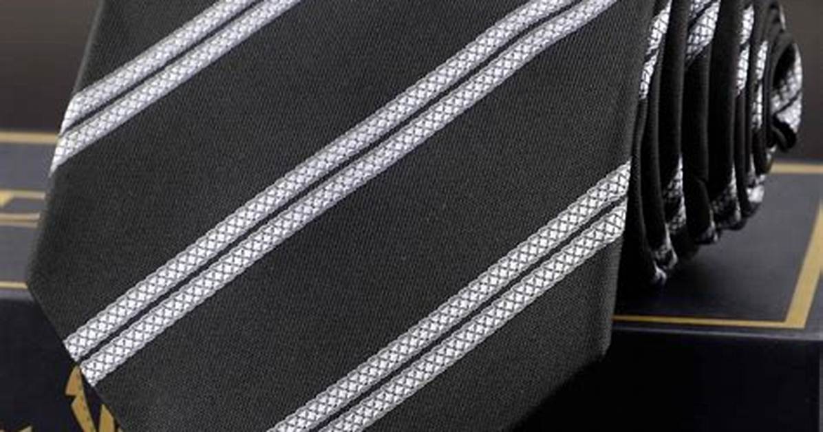 Broad Necktie