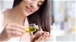 Can Oiling Reduce Dandruff?