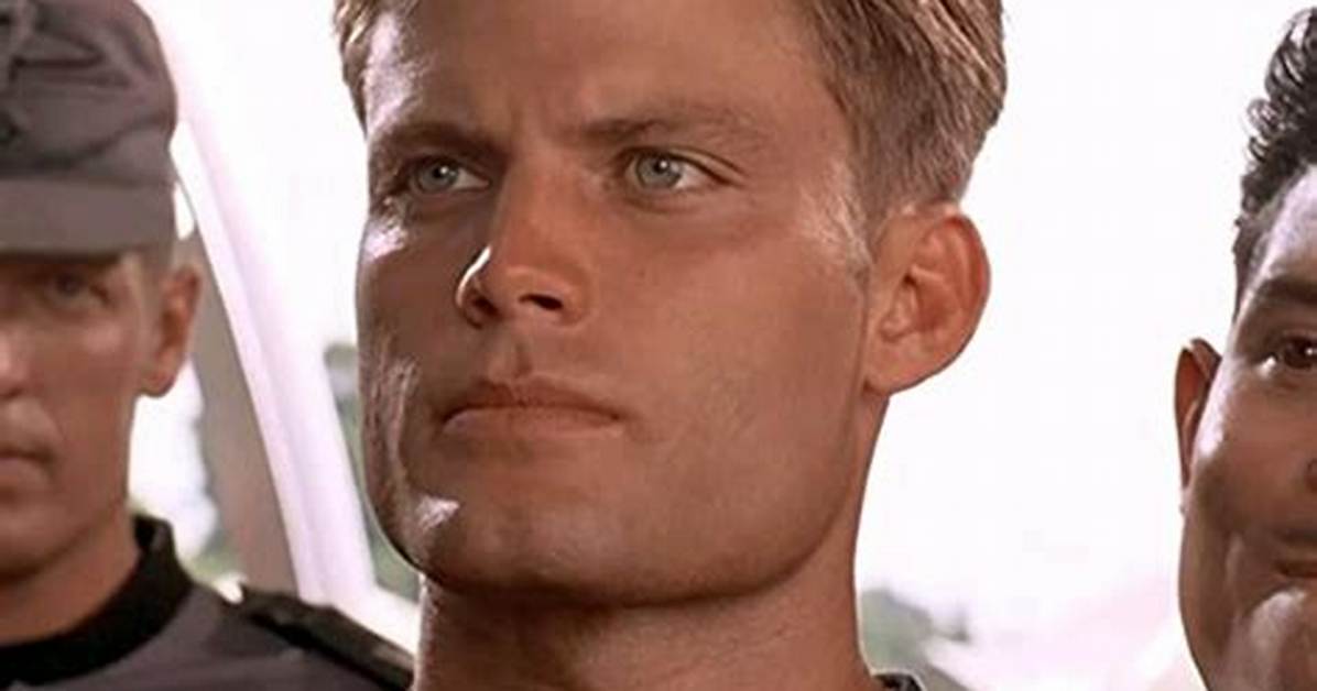 Casper Van Dien