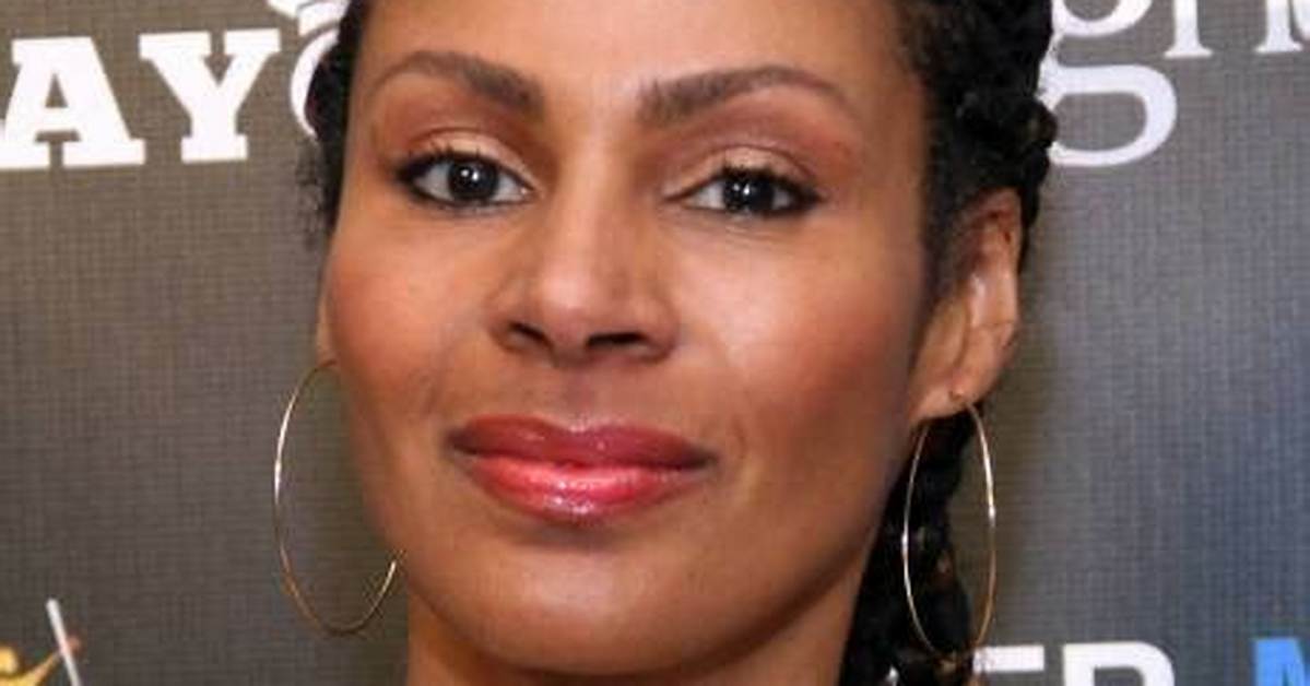 Chenoa Maxwell