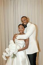 Couple Who Went Viral for Simple Wedding Mark 10Th Anniversary