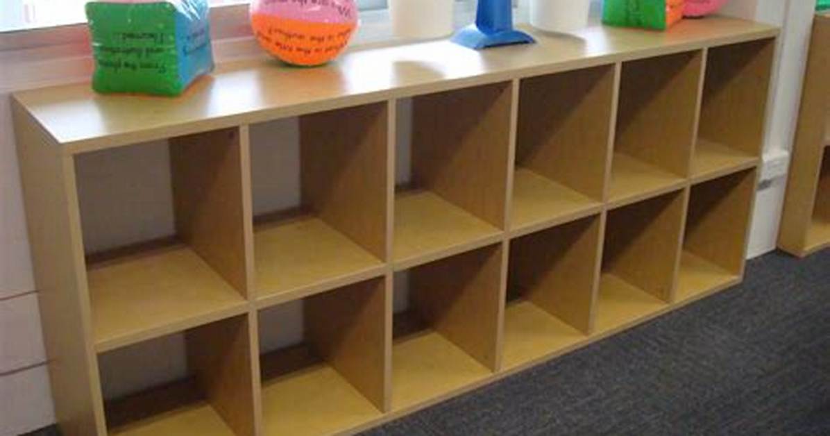 Cubby Hole