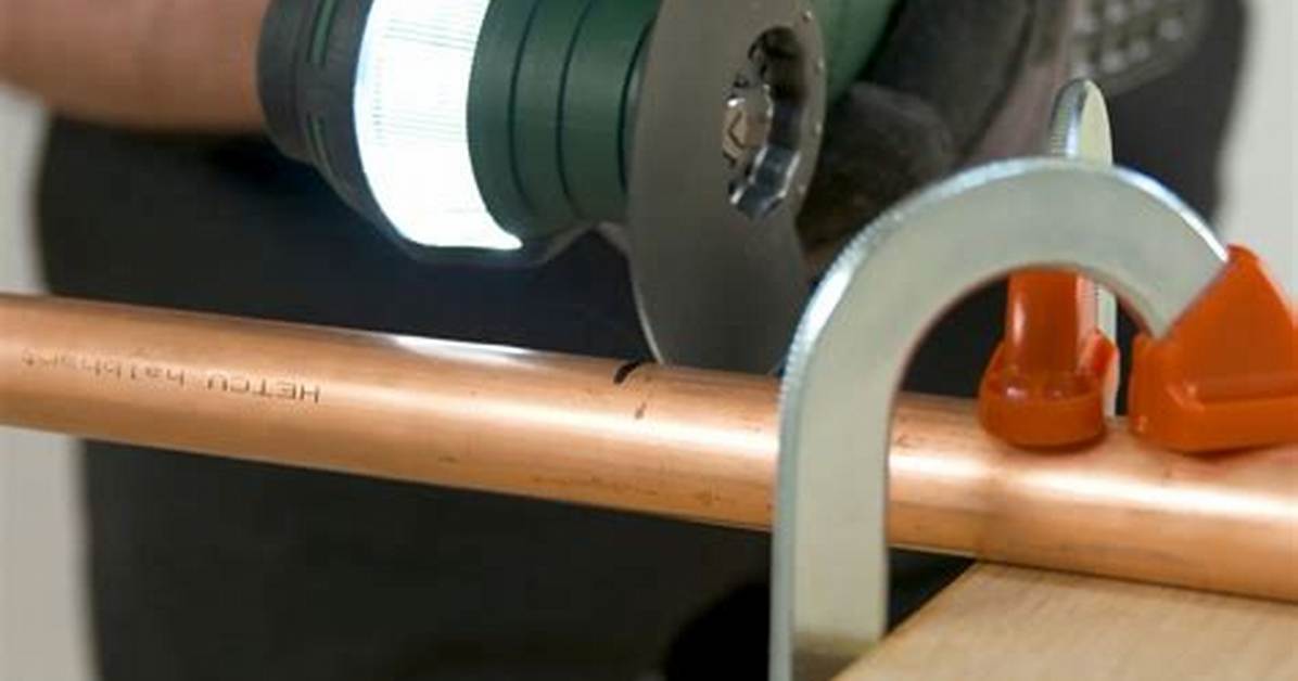 Cutting Copper Pipe