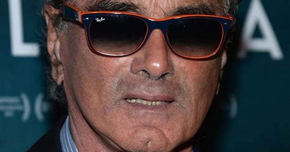 Dan Hedaya Height