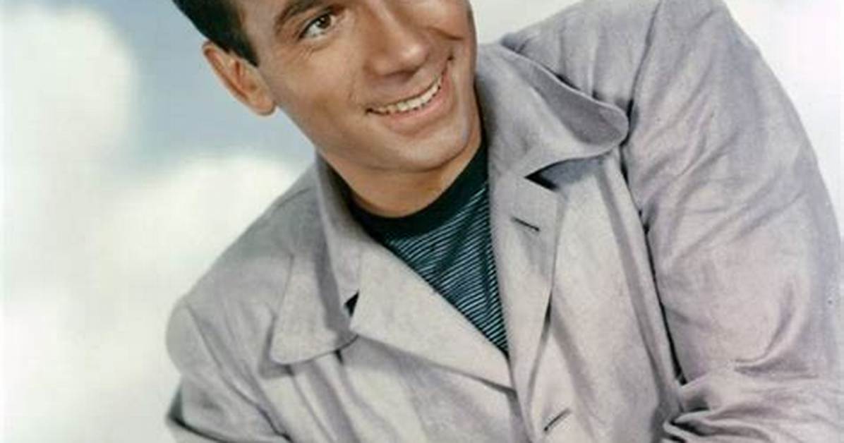 Dane Clark Height