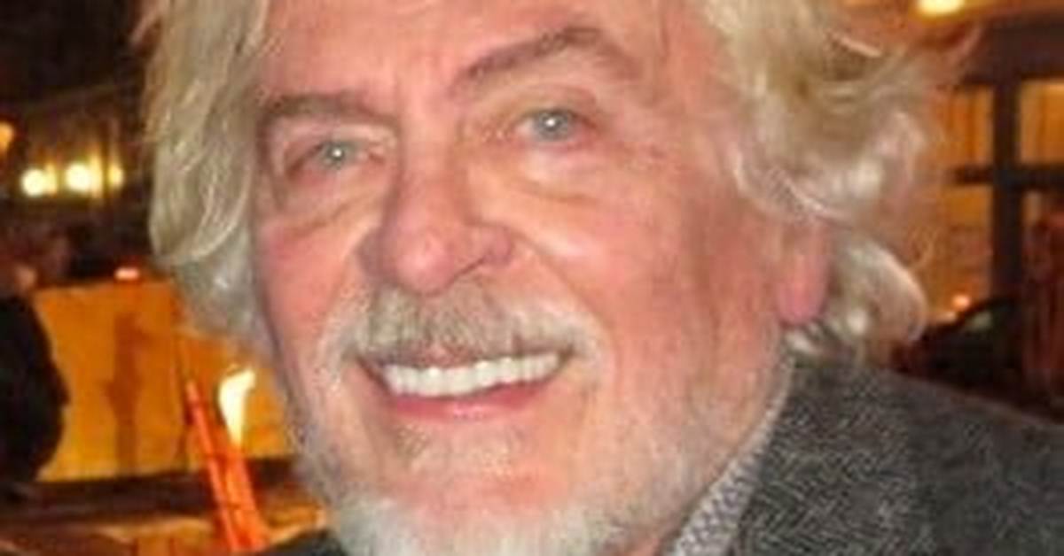 Daniel Davis Height