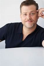 Daniel Robaire