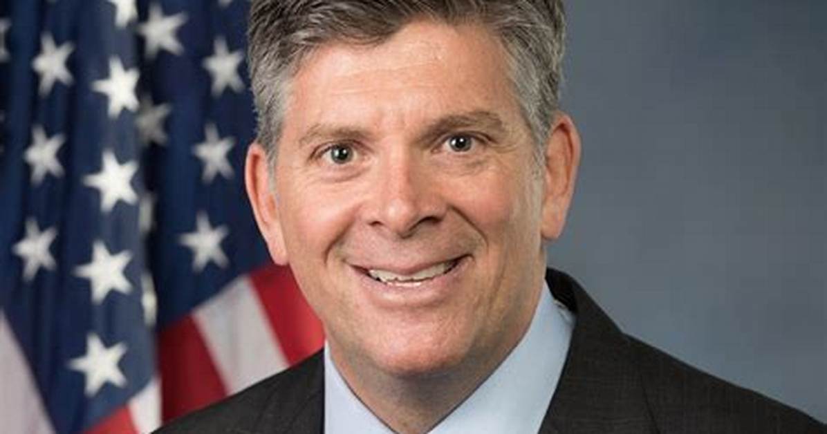 Darin Lahood
