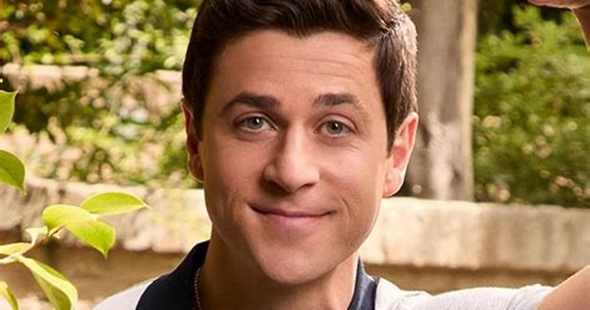 David Henrie