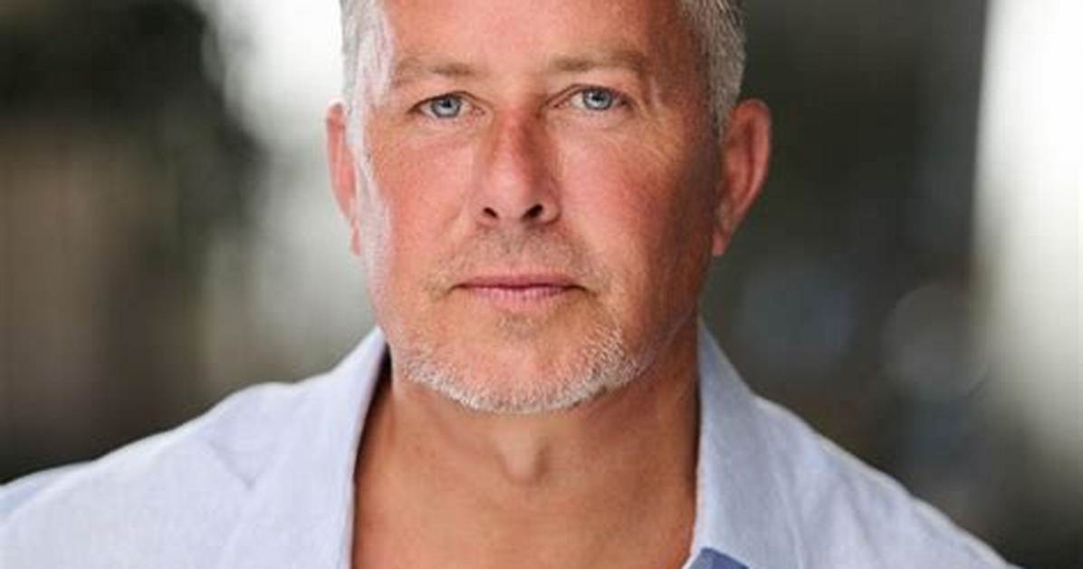 Dean Armstrong