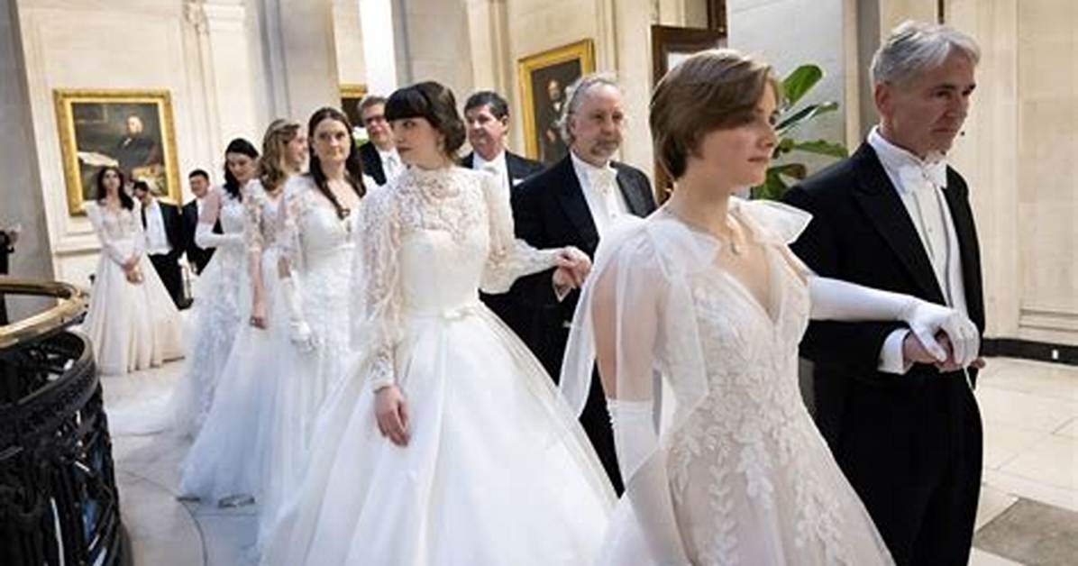 Define Debutante