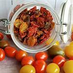 Dehydrating Tomatoes