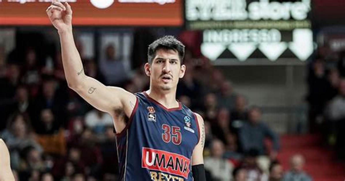 Derek Willis