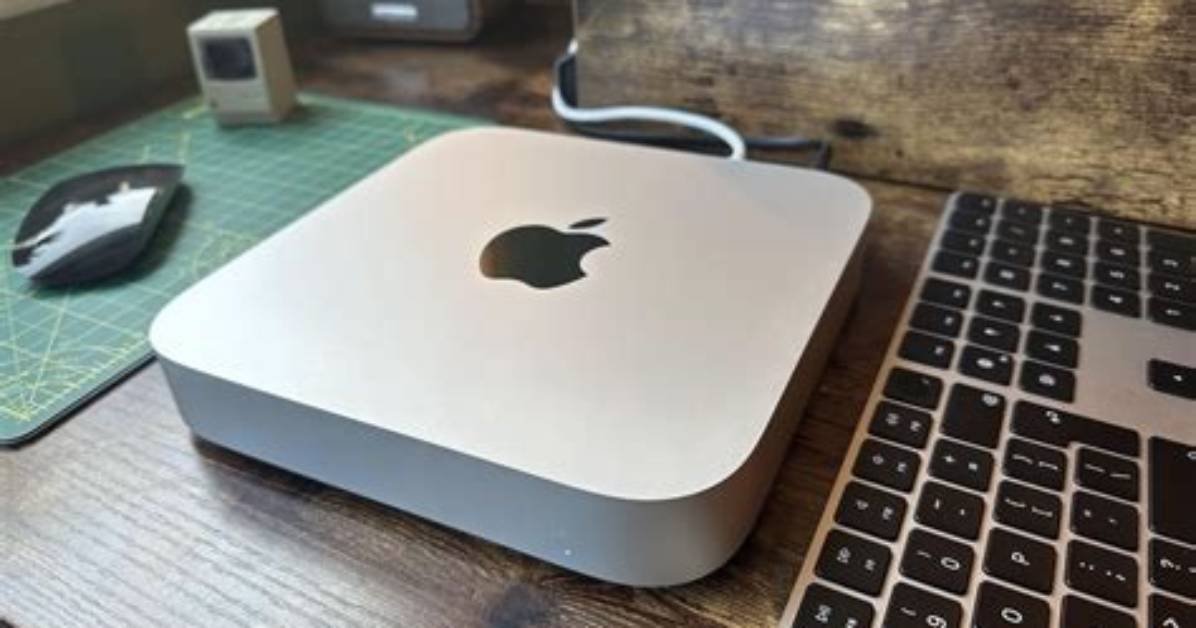 Desktop Computer Made by Apple