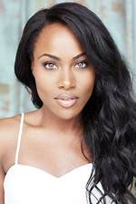Dewanda Wise Bio (Wiki)
