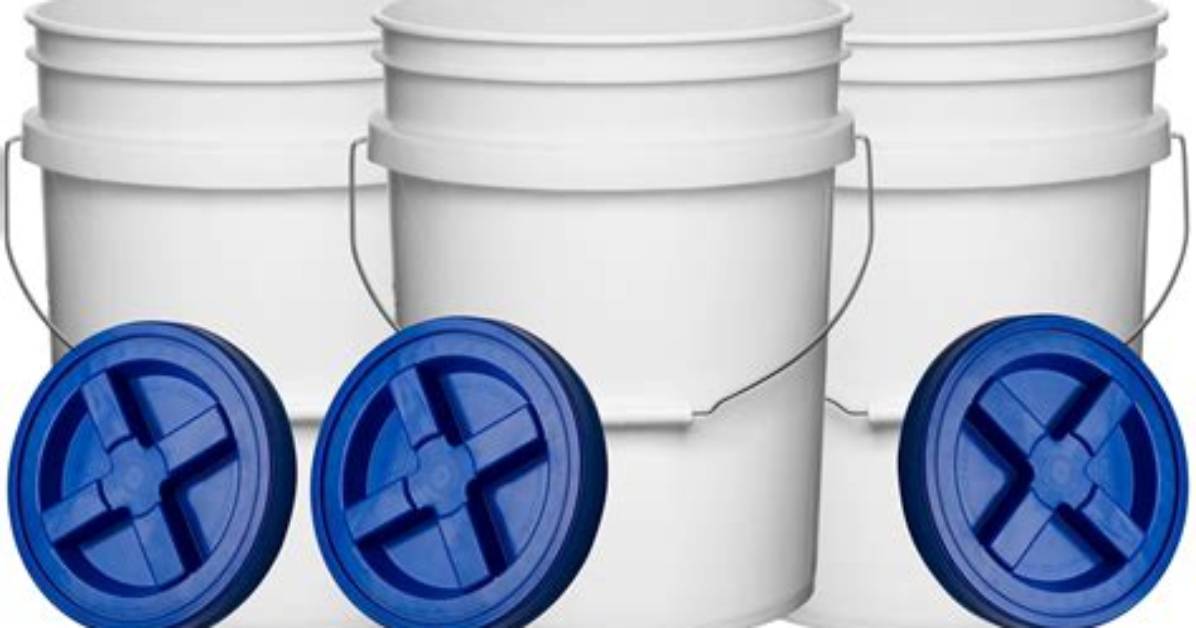 Do Buckets Have Lids