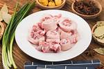 Do Pigs Tails Have Bones