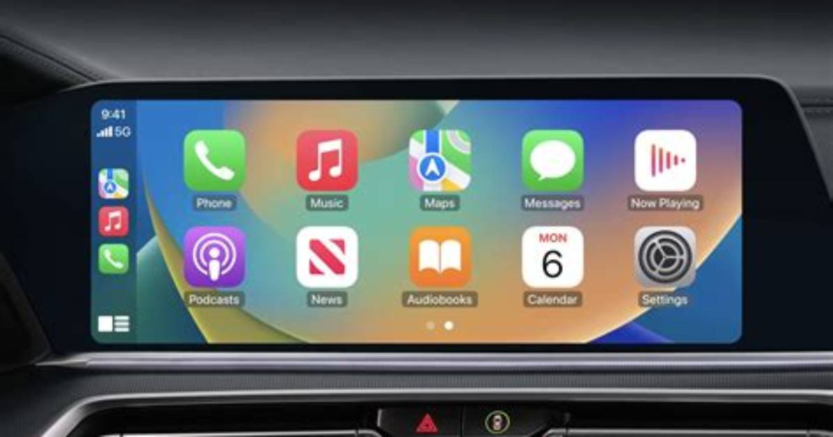 Does Apple Carplay Automatically Update?