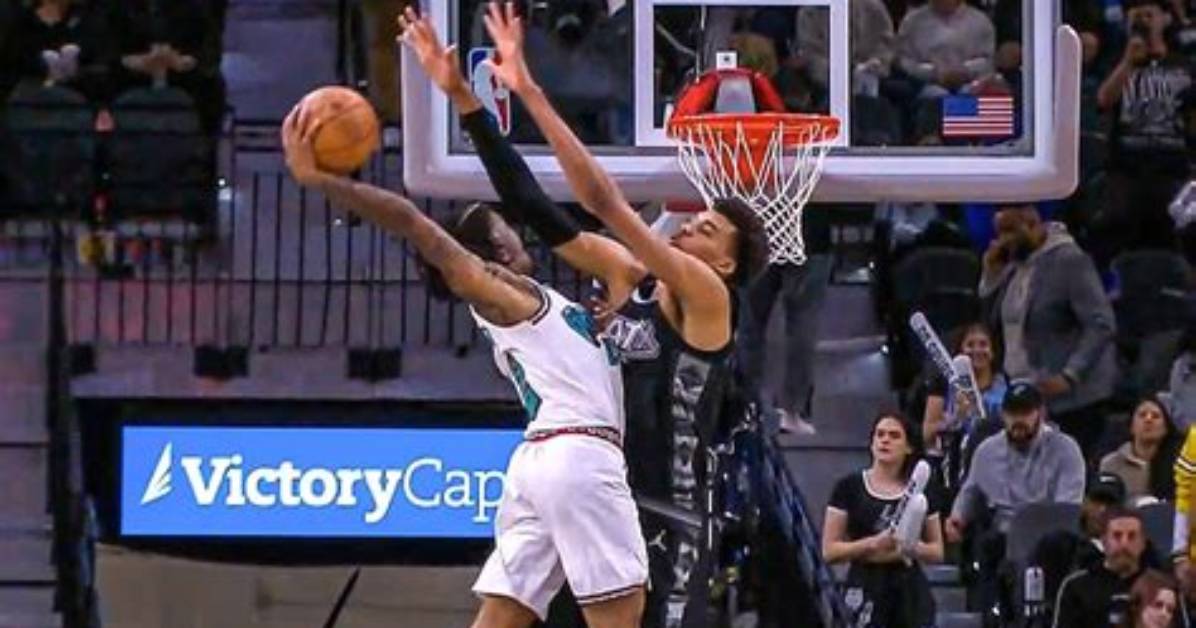 Does Get Dunked on Mean?