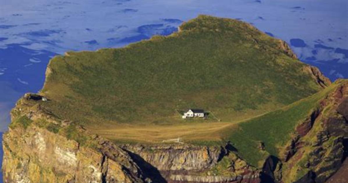 Does Secluded Mean Isolated?