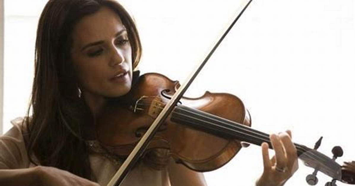 Does Torrey Devitto Play Violin?