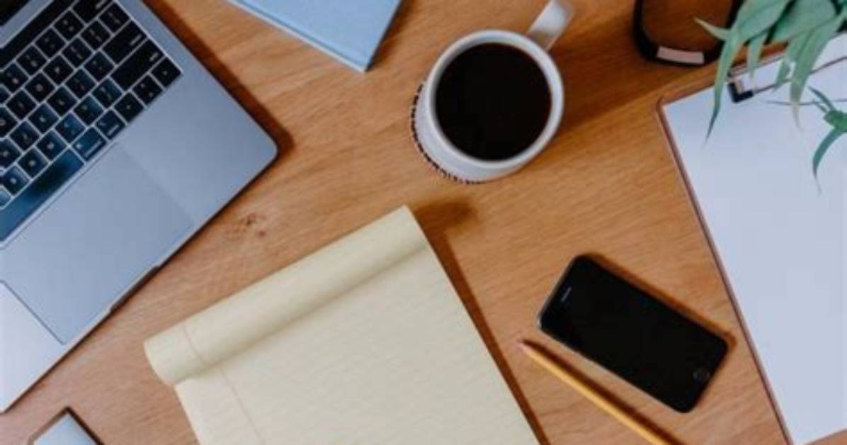 Does Using Yellow Paper Improve Memory?