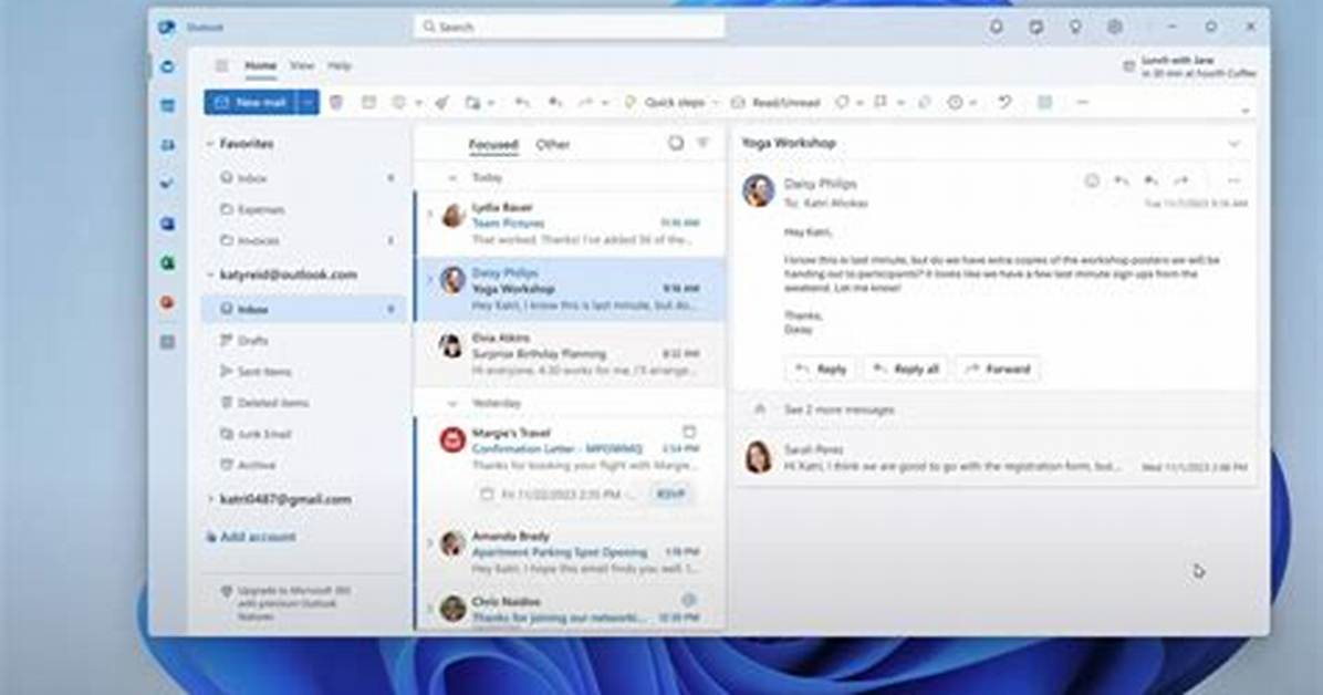 Does Windows 10 Pro Include Outlook?