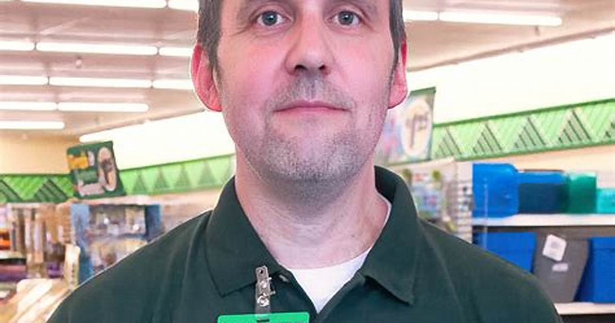 Dollar Tree Com Associate