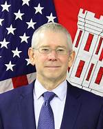 Douglas Howard