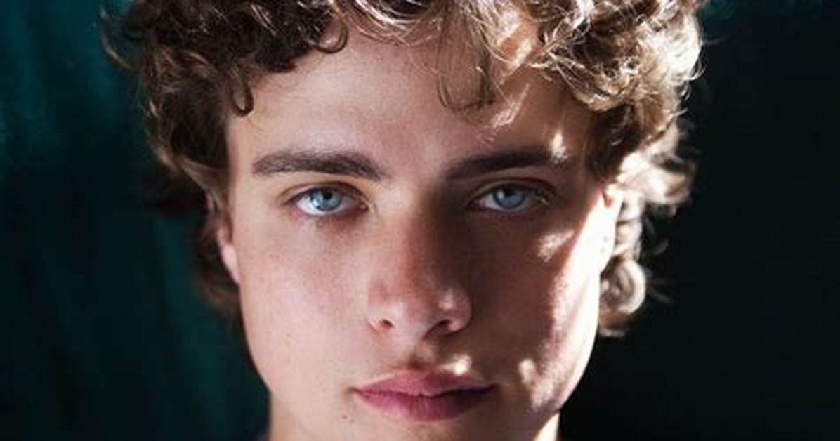 Douglas Smith